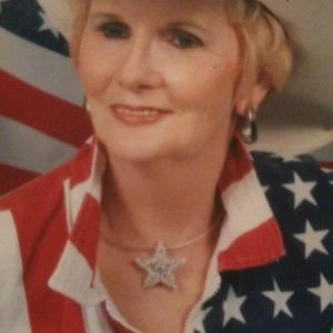 Meet your Posher, Stella